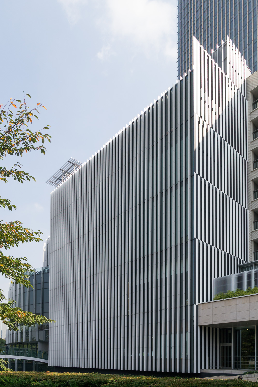 东京中城Galleria内的三得利美术馆入口外观。