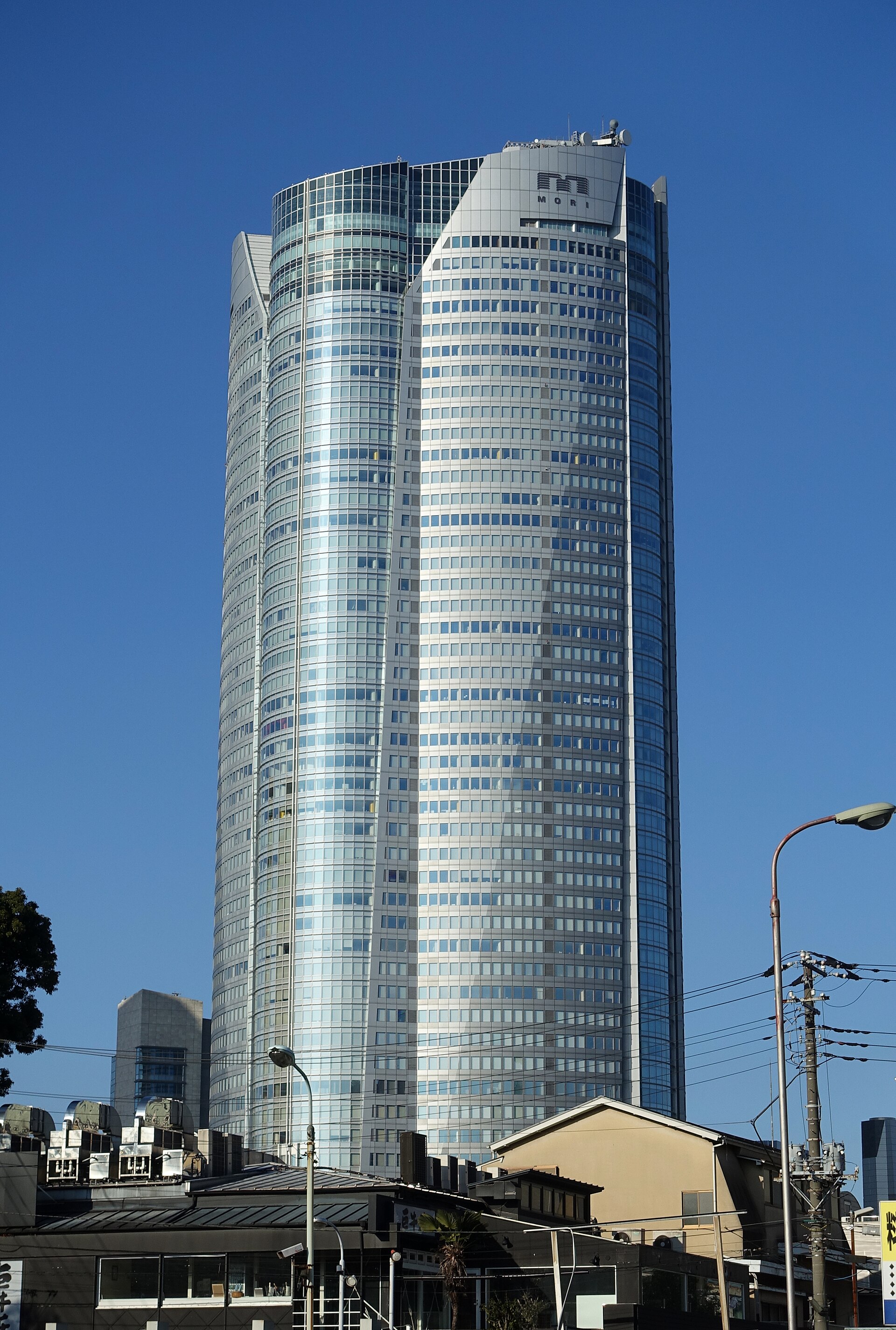 东京城市观景台所在的森大厦。